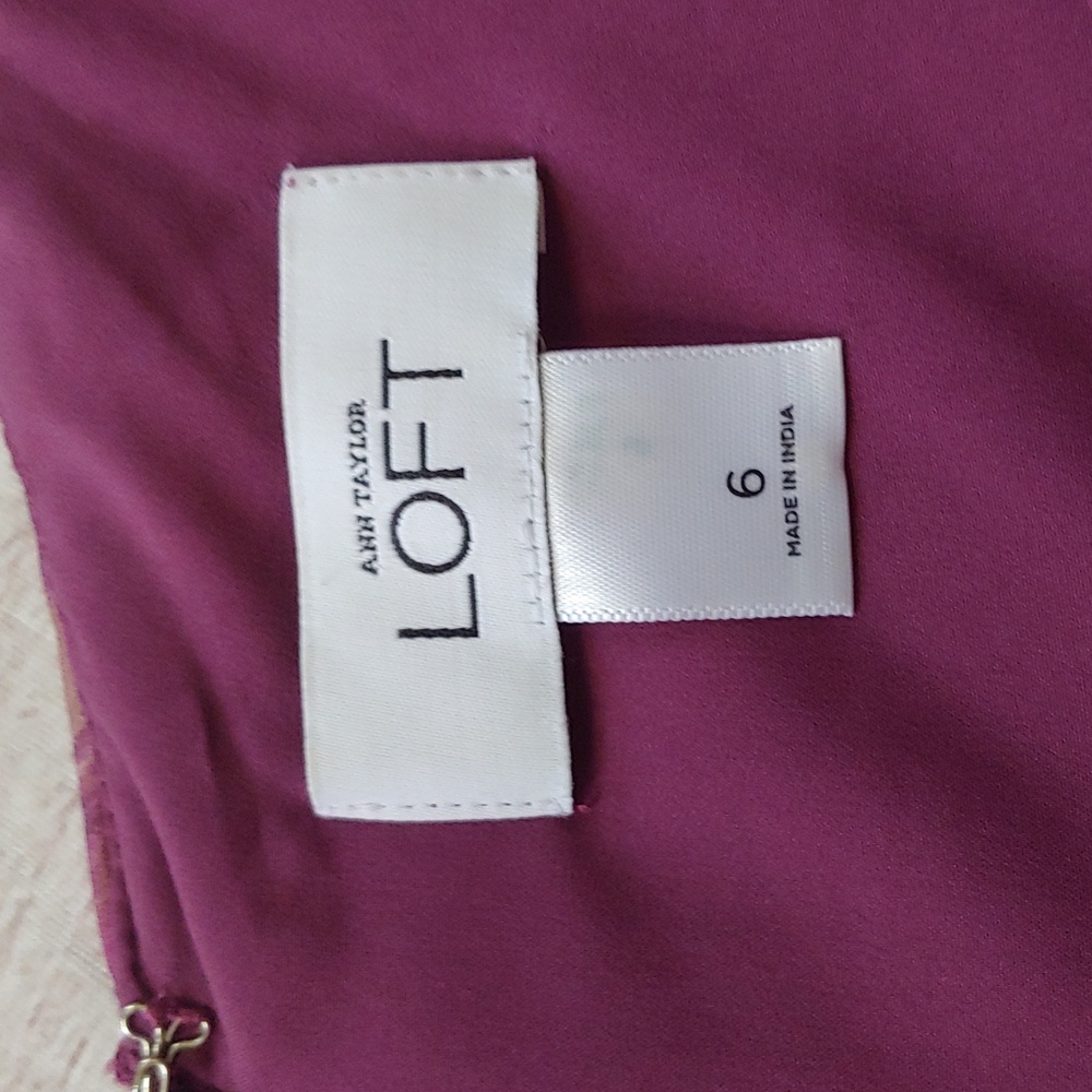LOFT Pink and Purple Ruffled Dress with Puff Cap Sleeves - Picture 4 of 10